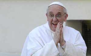 Papa Francesco dona l'oro del Vaticano ai poveri: bufala o verità?
